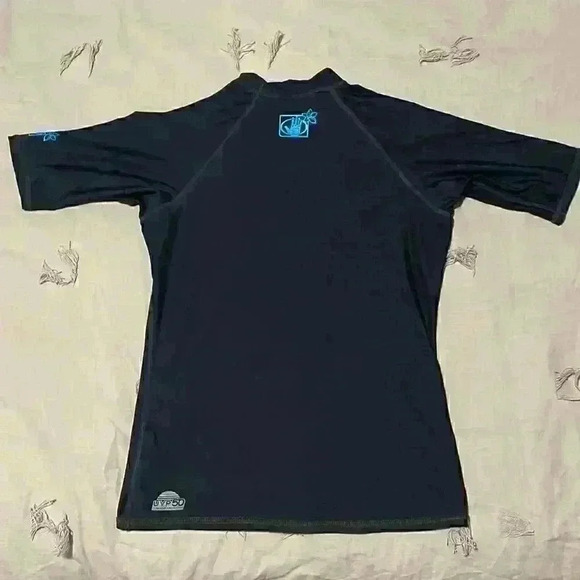 Women’s Body Glove Wetsuit Fitted Short-Sleeve Rash-guard - Picture 4 of 9